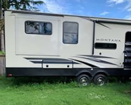 Class 5th wheel for sale
